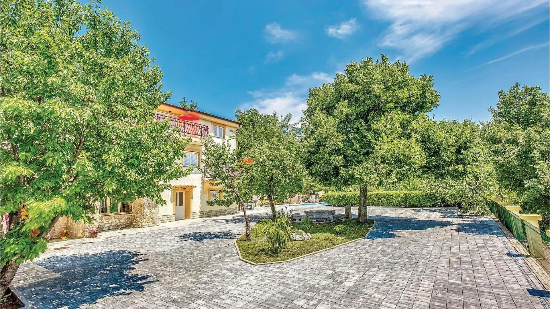 2 Bedroom Cozy Apartment In Grizane 0*, Grižane Croacia